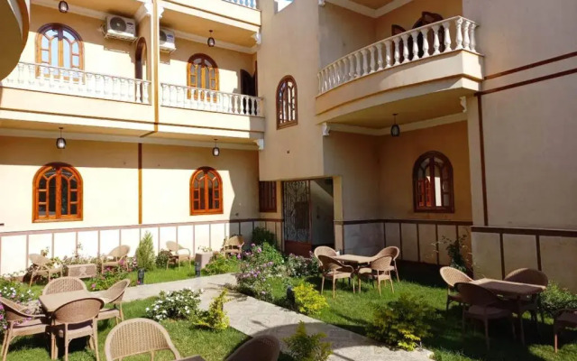 Mikhaila Guest House