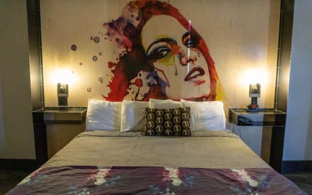 Downtown Phoenix Hotel