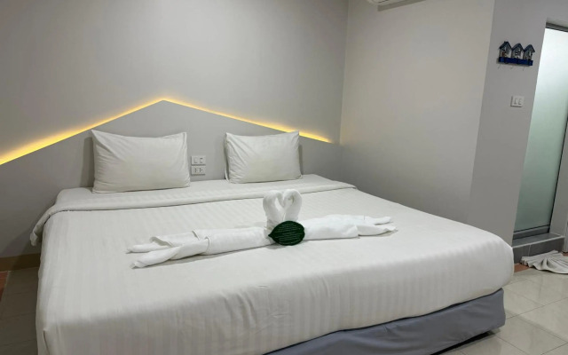 The Patra Hotel - Rama 9