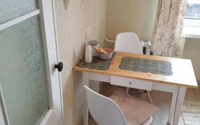 Sunny apartment, 7 min with tram to the Old Town