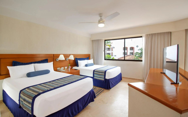 Plaza Pelicanos Grand Beach Resort - All Inclusive