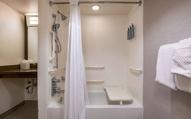 Courtyard by Marriott Austin The Domain Area