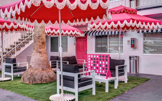 Santa Monica Hotel