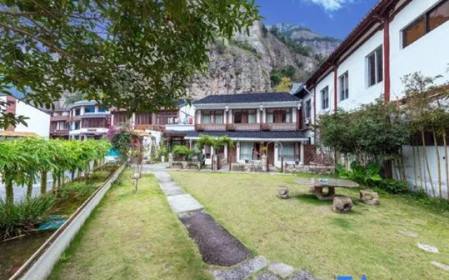 Xipanju Hotel