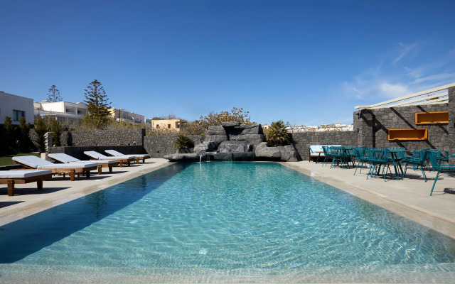 Mountain and Sea Suites