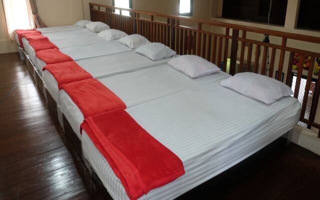 OYO 93595 Puri Adem 86 Syariah BunkbedNearMerapi Golf Club