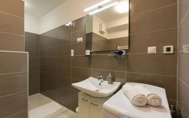 BUDAPEST DOWNTOWN Residences - AC,ELEVATOR,TERRACE