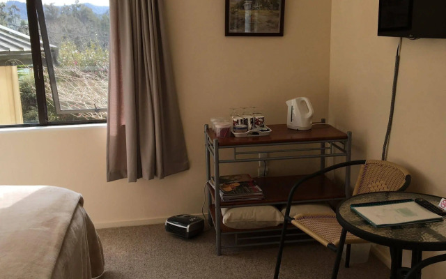 Waitomo Caves Guest Lodge