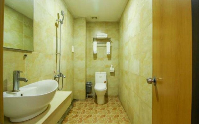 V8 Theme Hotel Lingshan