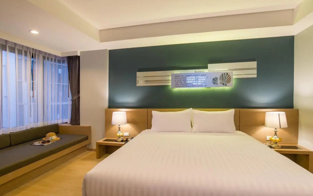 Skyline Hotel & Waterpark