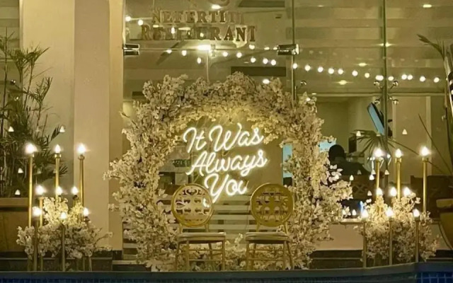 Tiba Rose Plaza