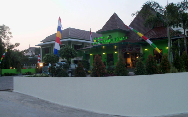 Kesambi Hijau Hotel