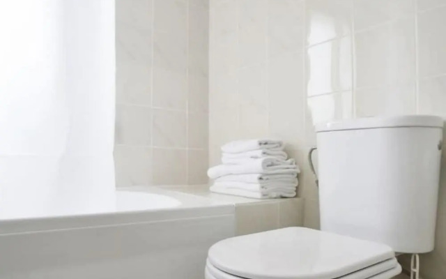 Apartamentos Pins Marina 24