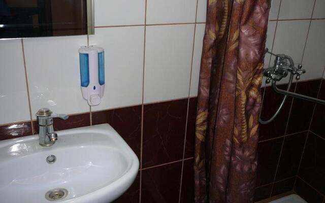 На Весенней