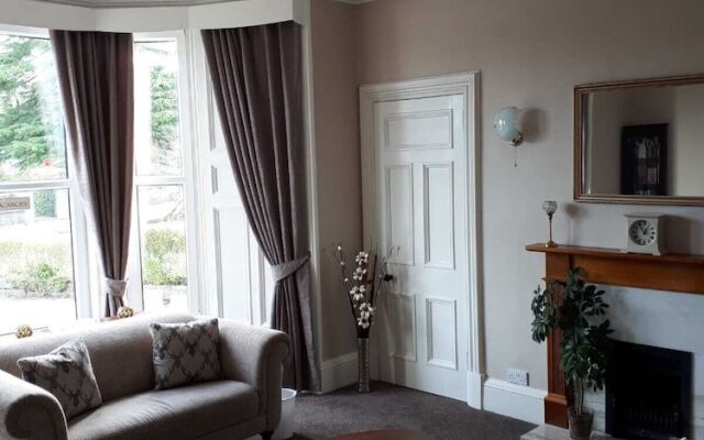 Rowanlea Guest House