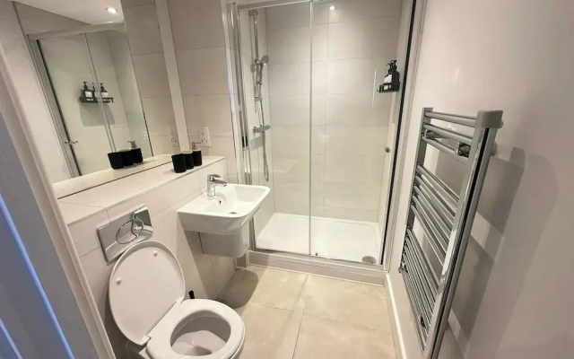 Salford City Retreat - 2 Bedroom Apartment