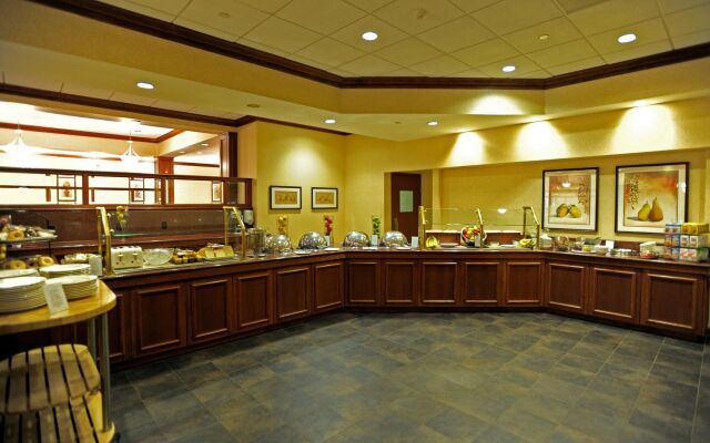 Doubletree by Hilton Pittsburgh — Green Tree