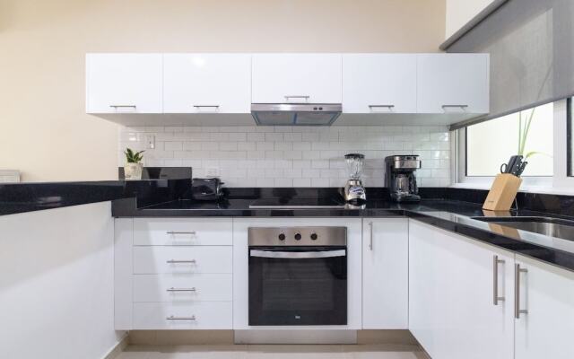 Sabbia 4104 - 3 Bedrooms ALL IN Suite Condo