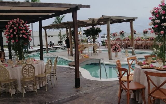 Castillo del Mar Suites