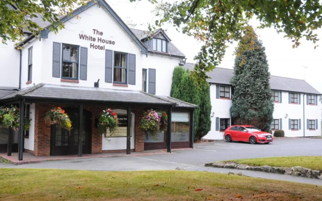 White House Hotel