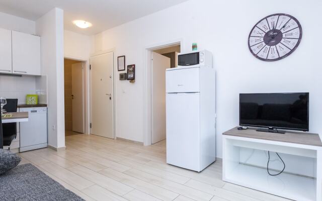 Apartments Adria