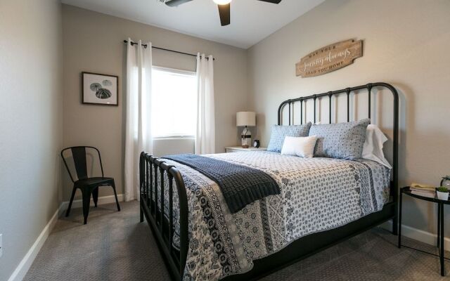 Mesa Palms Ferro 4 Bedroom Townhouse by RedAwning