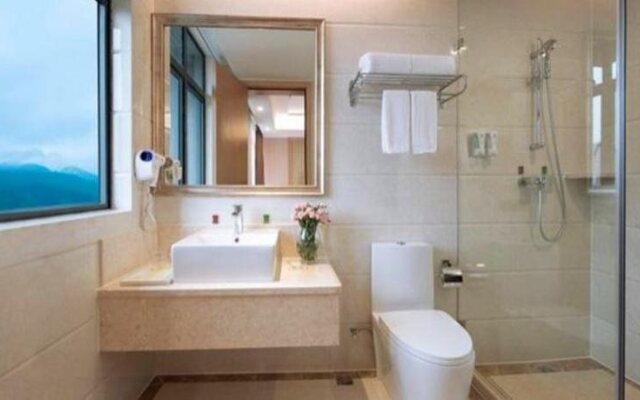 Vienna Hotel Shenzhen East Railway Station Branch