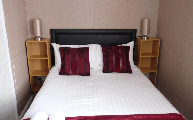 Hilbre Hotel