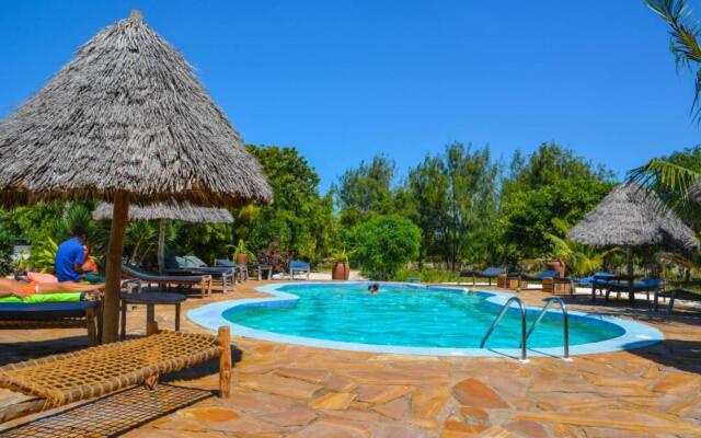 Mbuyuni Beach Village - Bungalows