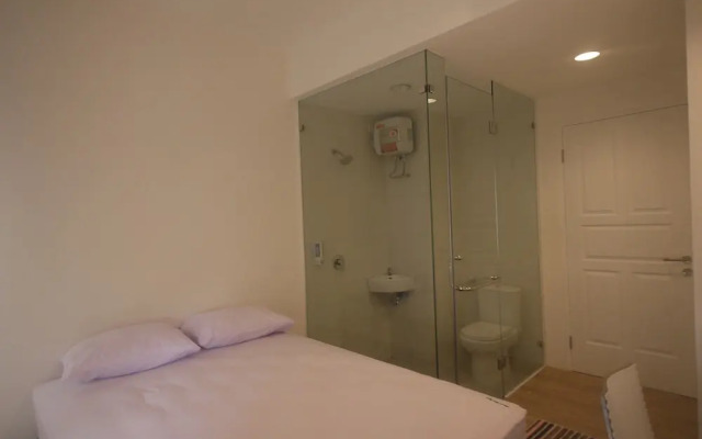 Rumah Kayu Manis Bintaro