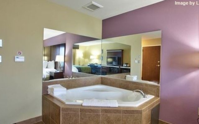 Comfort Inn & Suites Dothan East