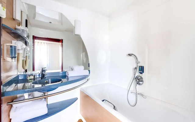 Novotel Suites Paris Nord 18ème