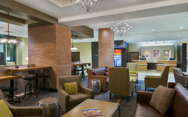 Courtyard by Marriott Little Rock Downtown