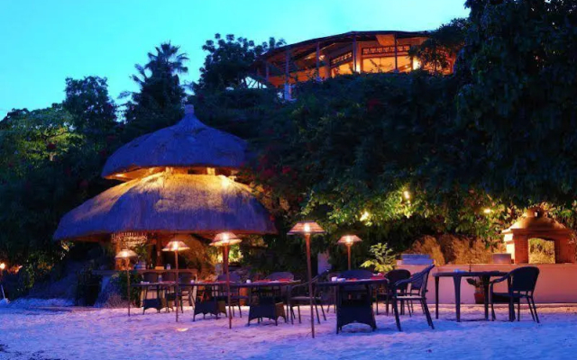 Alegre Beach Resort