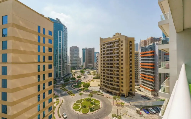 WelHome - Beautiful 1BR Apt. in Al Barsh