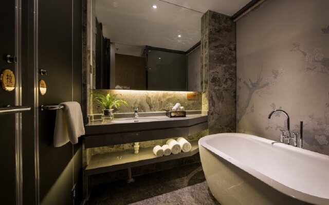 Borrman Hotel Guangzhou Financial City Chebei Metro Station