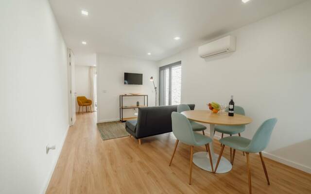 Courtyard Oporto Design Apartment L With Terrace