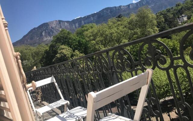 Suite Grand Hotel Palace Aix les Bains French Alps