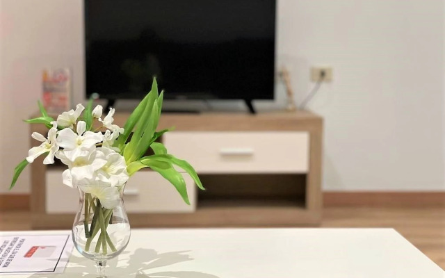 Lovely Apartment in Ourense near Parque de San Lázaro