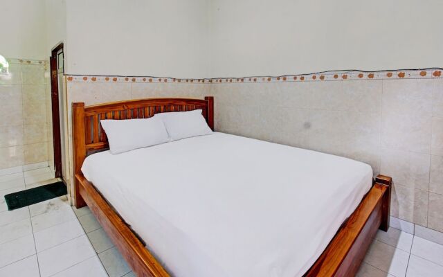 Hotel O Astri Homestay