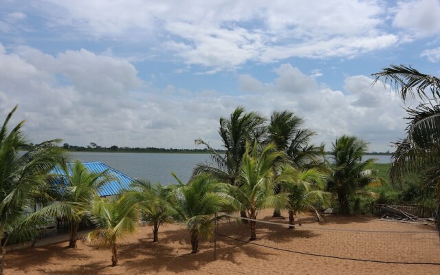 Waterfront Paradise Resort
