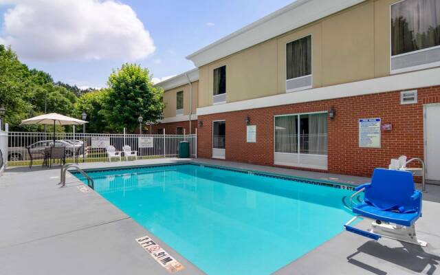 Quality Inn and Suites Decatur Atlanta East