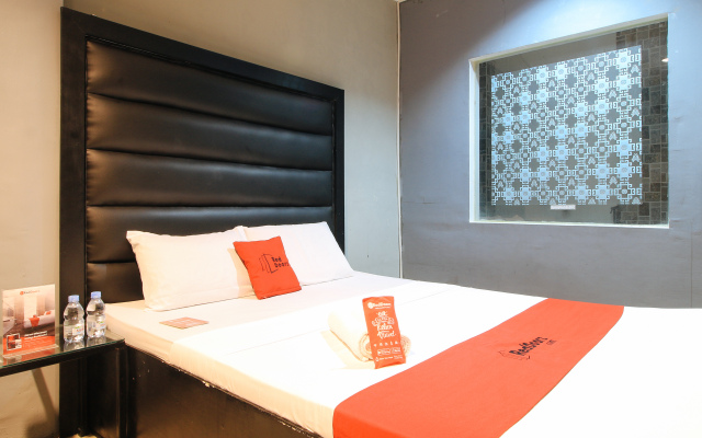 RedDoorz @ P Florentino Street Sampaloc Manila