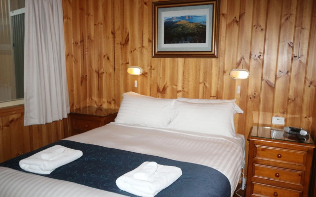 Swansea Cottages & Lodge Suites