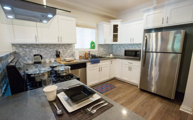 Los Angeles RoomRentals Harvard Heights