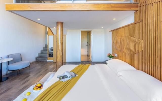 Xinyue Suying Holiday Hotel