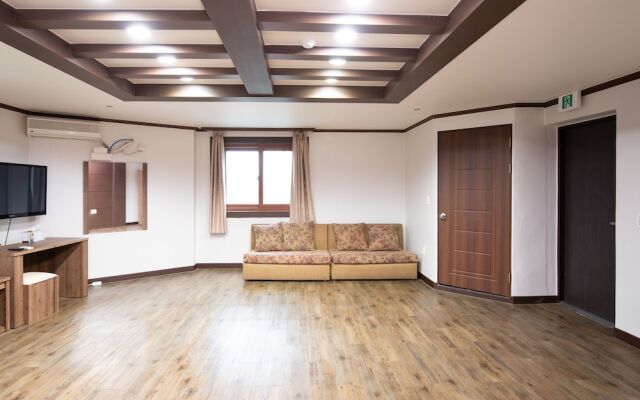 Dogo Elim Hotel