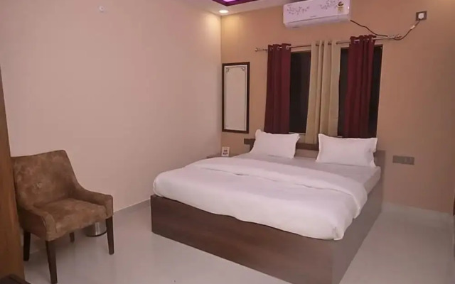 Pavitram Hotel & Banquet