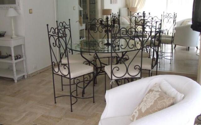 Two Bedroom Madrid Cannes