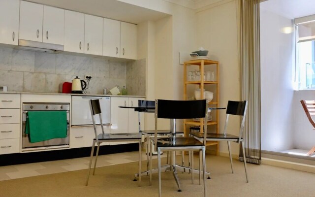 Spacious Studio by the Beach in Manly